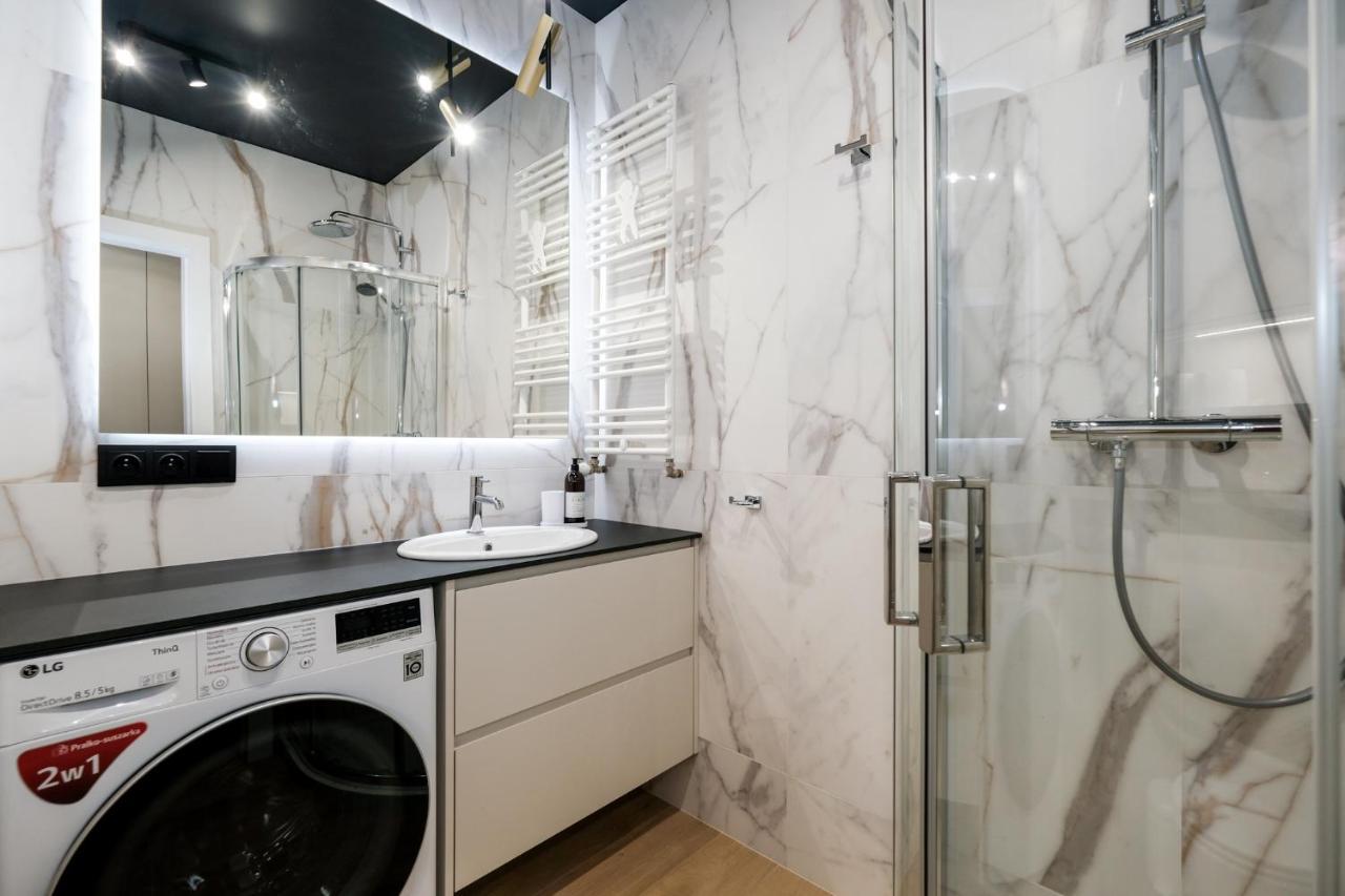 City Mood Apartamenty Lodz Fabryczna 450M Wszystko Nowe Zewnętrze zdjęcie